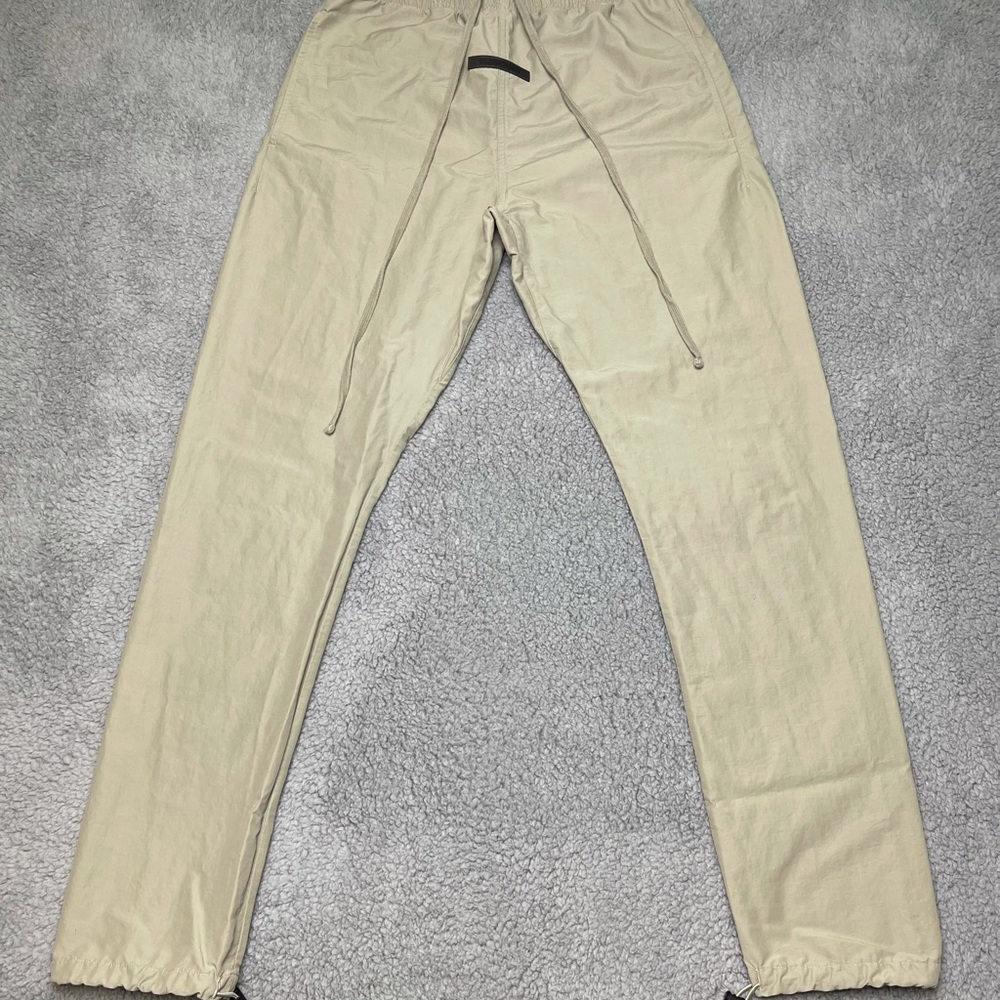 Fear‎ of god essentials